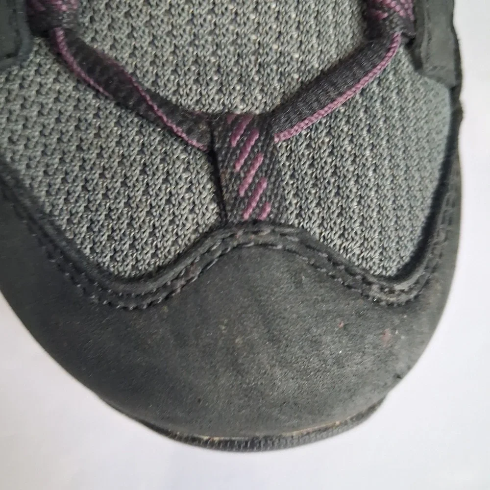 Merrell Women's Black and Purple Athletic Hiking Shoes